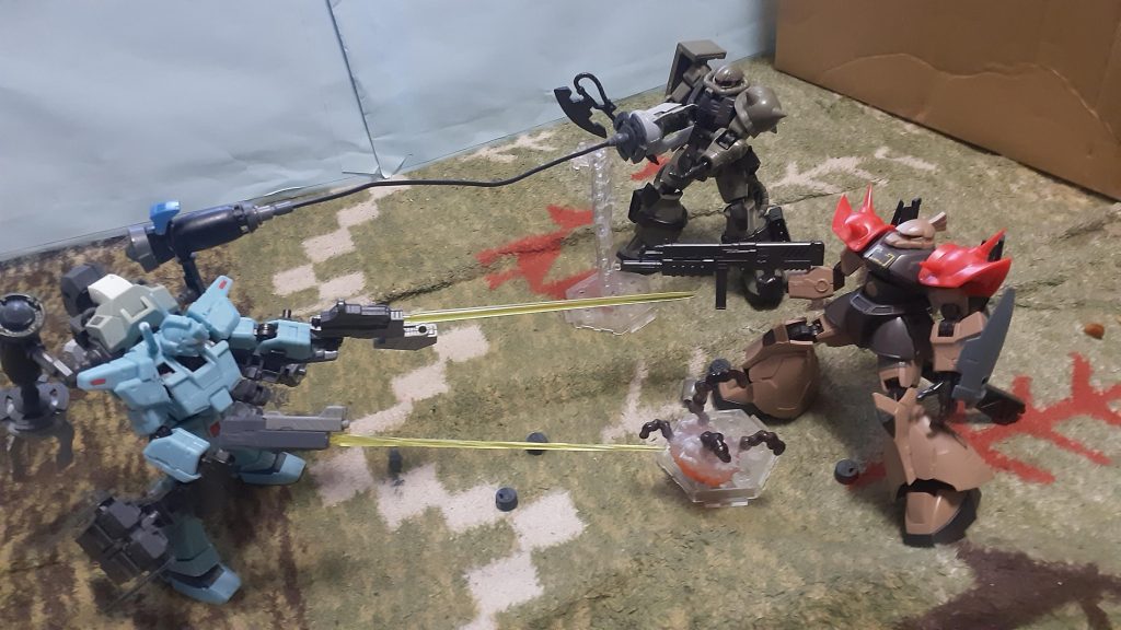 これに0番機のNT1を加えたものがチームフラット3となります、サポートメカやパイロット設定なんかも加えていくのでよろしくお願いします、