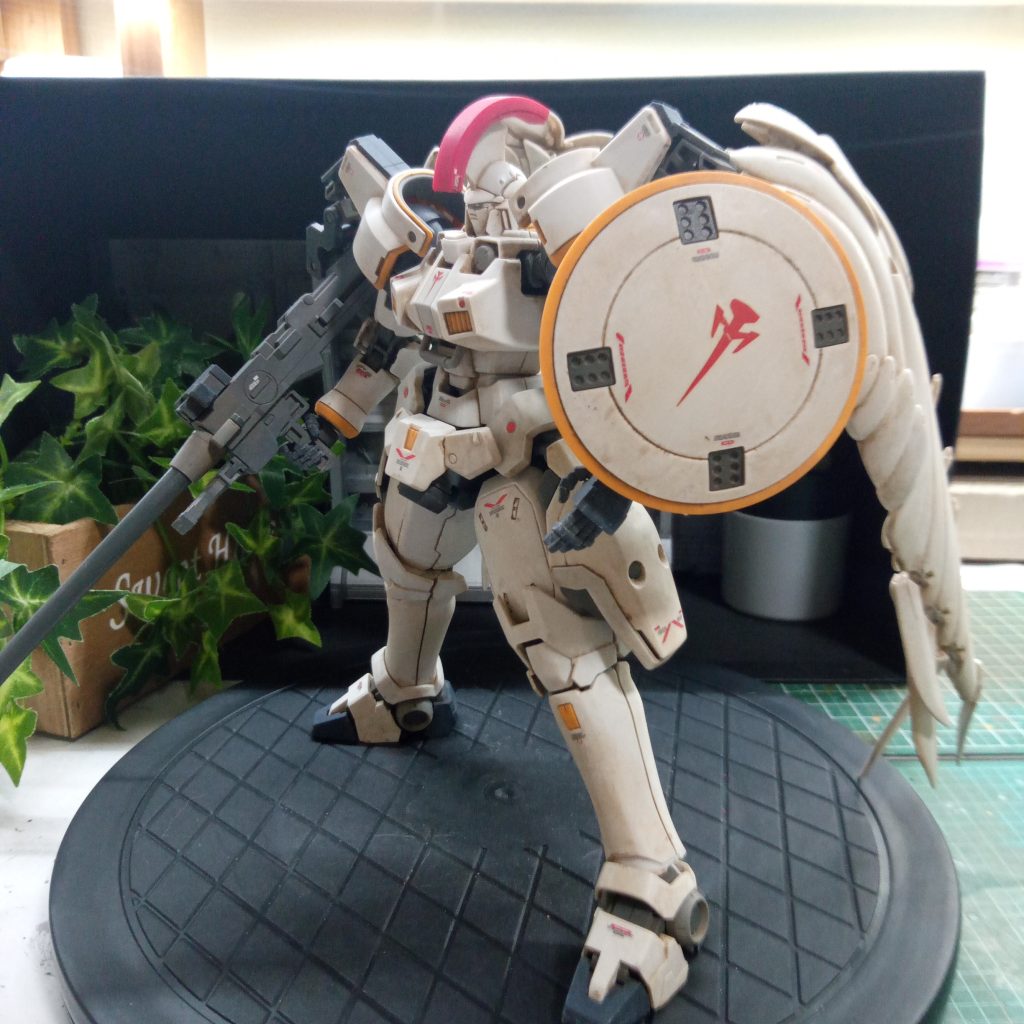 こするデカール大変でした…このシールドのデカールが名前の由来ですw