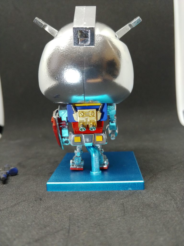 バックパックはホワイトゴールドメッキシルバーにした事で何となくキラキラにしたくなってしまう。赤青黄色もメタリック系にしそうでしたが、完成を見るとしなくて良かったです。