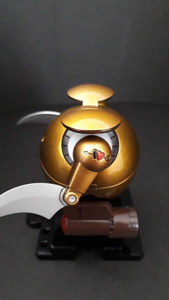 地味にお気に入りポイントのエンブレムw 