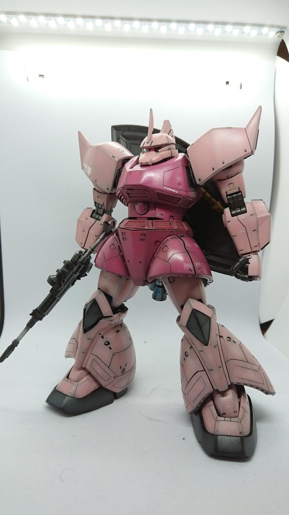 改造は、(｡-ω-)。。。胸トップのボリュームアップとすじぼり追加あとはグラデーション塗装で見本完成品の塗装がかっこよかったので、作りました