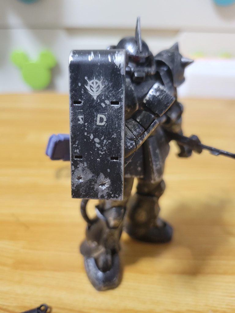 シールドですZ-Dは傭兵の頭文字を取った物です