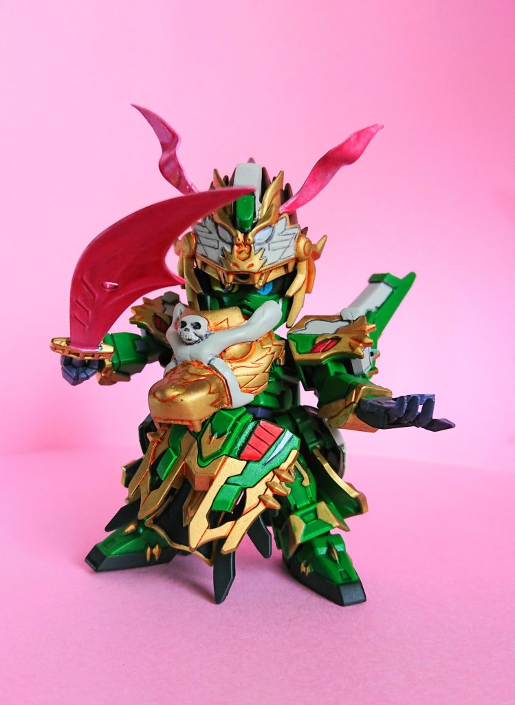 原作設定で、瞳をガンダム系と木星系MSのオッドアイにしてます。髪はパイロットのフォントのイメージで茶髪に。メガネとかタブレットとかの小物を持たせてもよかったかも。