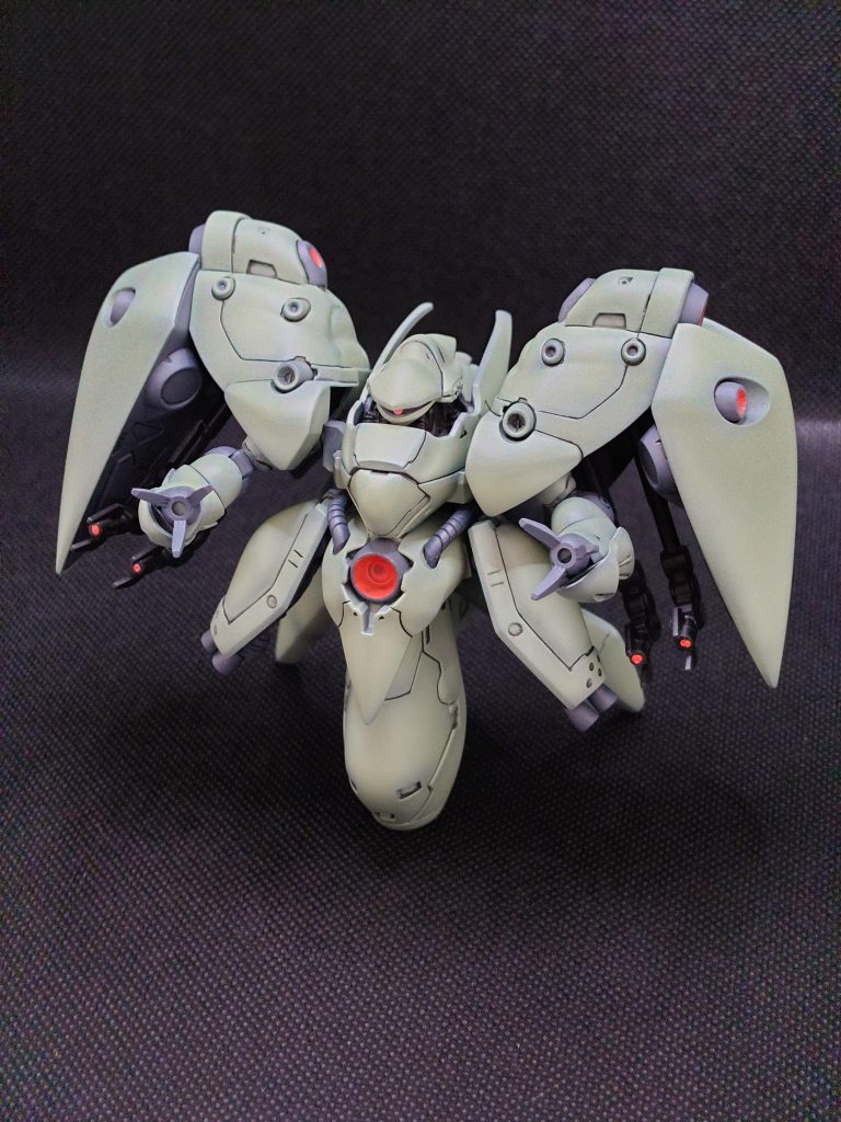 ノイエ・ジール–3枚目/制作者：バーバリー