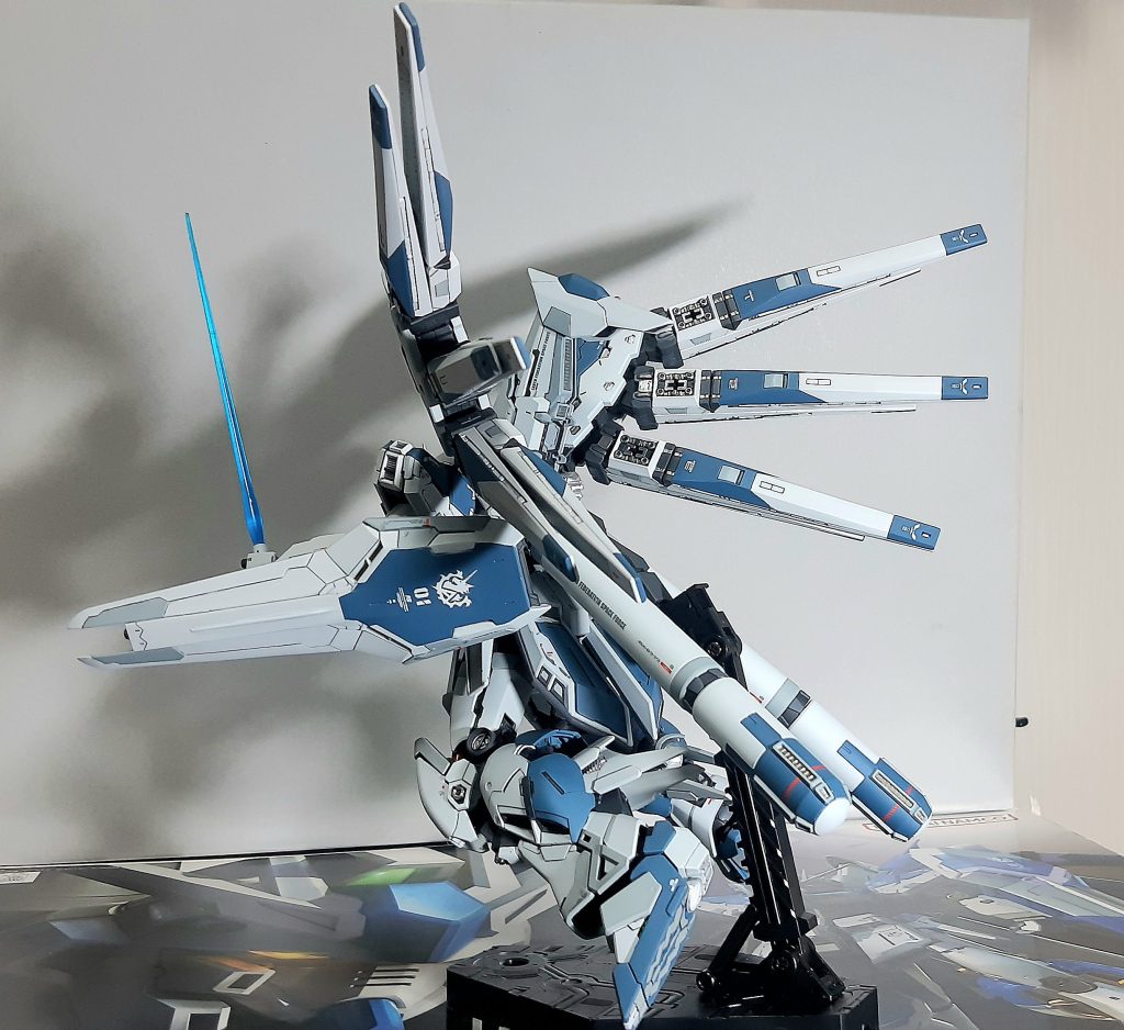 RX-93-ν2–2枚目/制作者：ちょーすけ