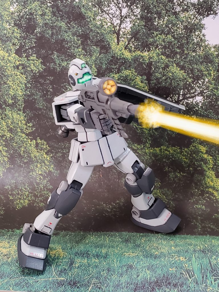 北米戦線の戦闘エリアにて、ジム2号機の実戦テストを実行❗デリス・ハノーバー少尉の初陣である🎵ガンダムをスペックダウンさせた機体ではあるが、後の量産型ジムに比べれば破格の性能を持っていた👍✨