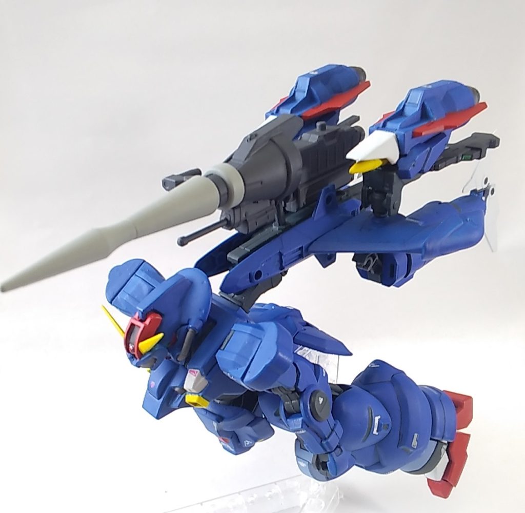 簡易合体形態水中でモビルスーツを運搬します。