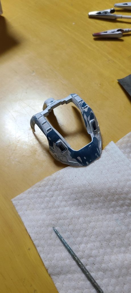 白く塗り替えるの難しくないですか?全くうまく行きませんでした…白サフも試しましたが全く…缶スプレーだからと自分に言い訳して進めましたw