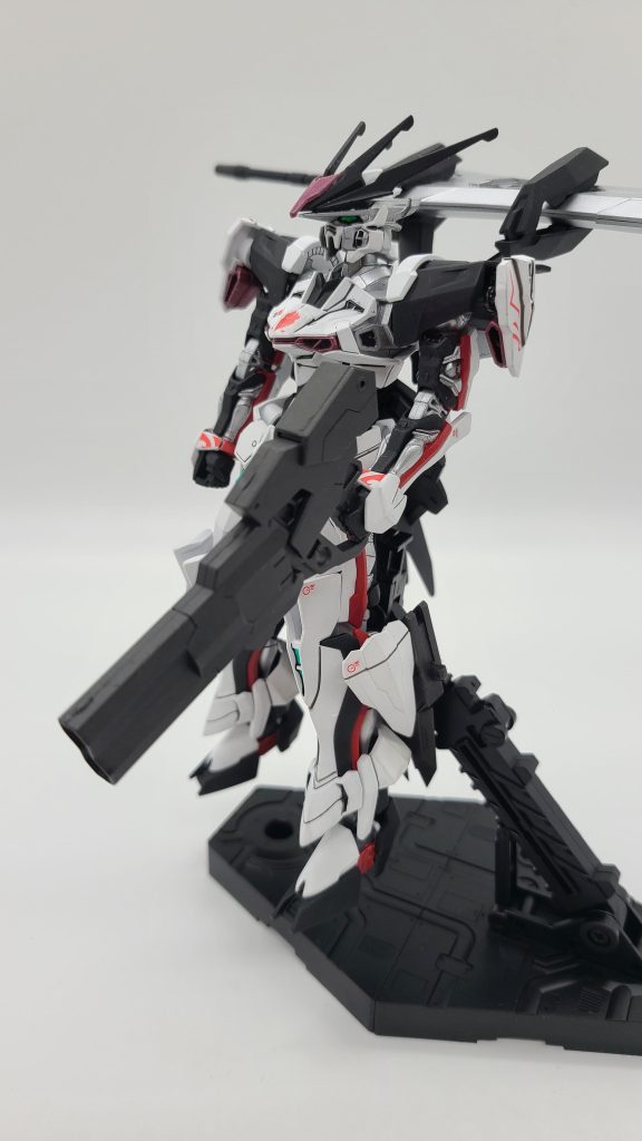 左斜め前から。