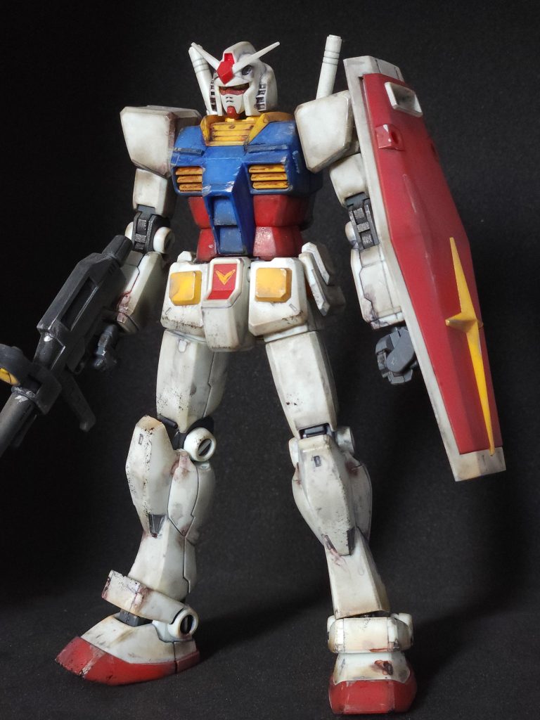 基本的立ちポーズ。基礎はMr.ウェザリングカラー&ウェザリングマスターの混合汚しで、汚せる技術は一通りやってみた感じです。