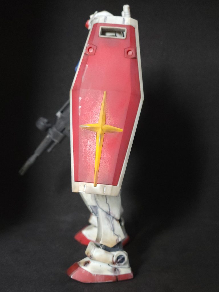 横から。失敗が怖くて淡めの汚し加減。