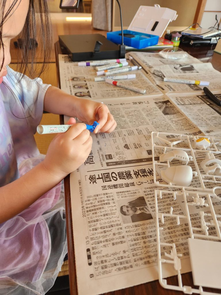 姪っ子には頑張って塗ってもらいました