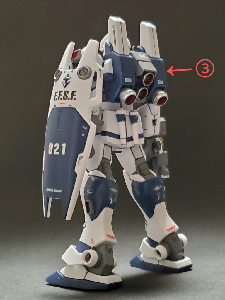 Lia view~✴️③バックパックは予備のスナイパーII型をベースに左右スラスター?部分をブッタ切り、EZ-SRのパーツを組み合わせて高機動ブースターにしてみました🎵全体的な形状も違和感なく、まとまったかなぁ~と思います😌🎶④カラーリングの青🟦部分は今回新色となるクレオスのブルーエンジェルスカラーを使用しました❗ティターンズブルー2より、ほんの少し淡い感じかなと思います😊かなぁり好みの色味だったので、今後も使っていきたいなと思います✨⑤そして、半分以上の筆🖌️塗装とスジ彫り少々で味付けして艶消しスプレーで完了です👊✨