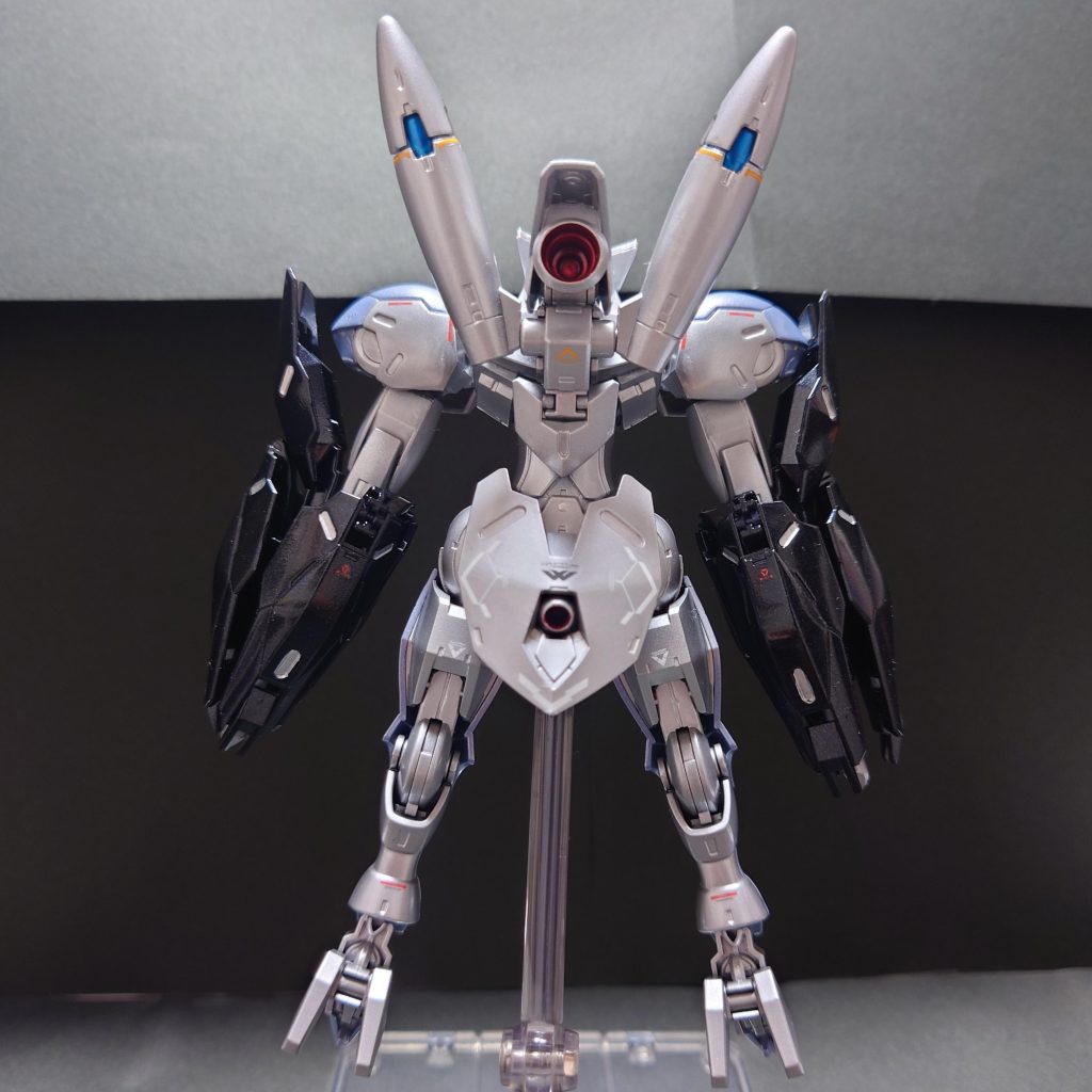 バックパックには、アンチドートは非搭載追加のブースターとして、使用しているという設定