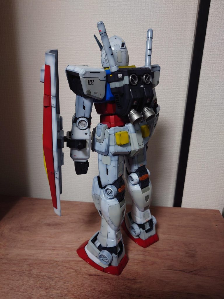 メガサイズ　RX-78-2 ガンダム–3枚目/制作者：Ruax