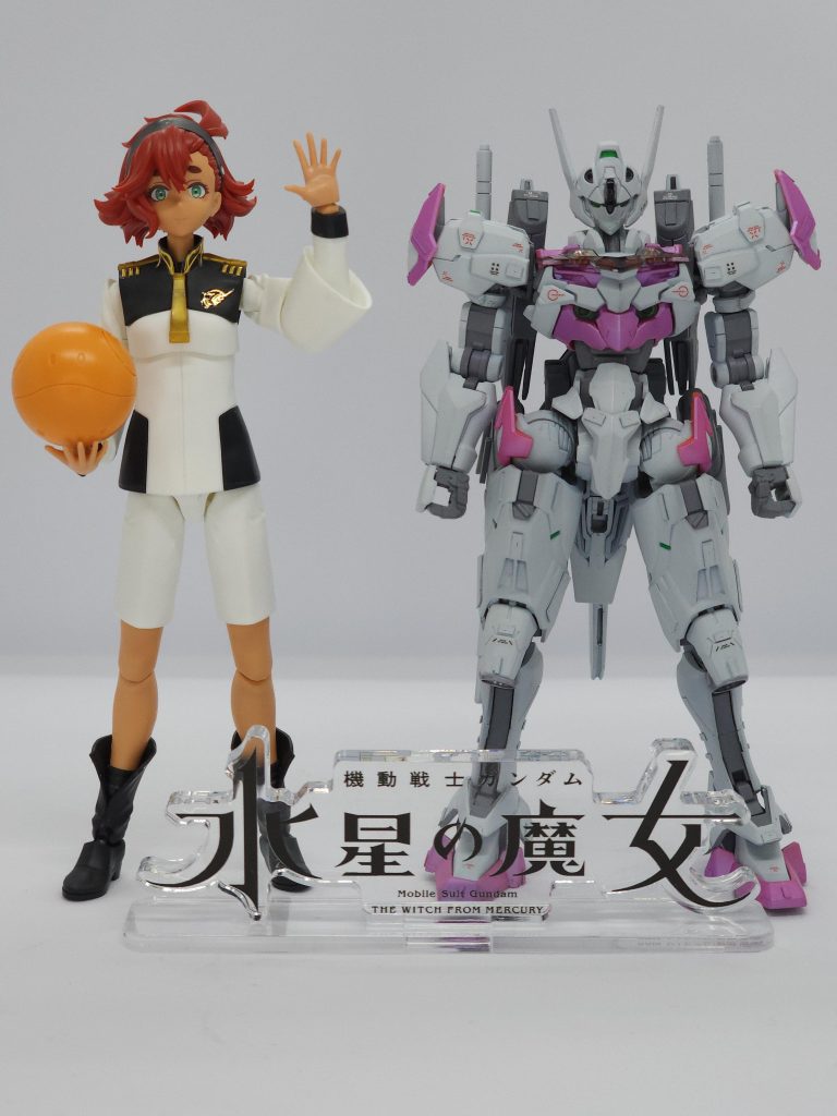 最後は素組みのスレッタちゃんとアクリルロゴとのセットで今回は思いの外、プロポーション変更が上手くいったのでホッとしました。次回はザクスナ!まだディテールアップが終わってないので少し間が空くかもです。