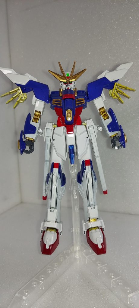 本体のみだと意外とシンプル肩のフィンと足首はホロイエローを試しましたがガンマカエアブラシで飛びが悪く