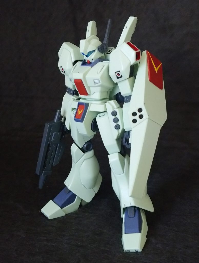 塗装は股間とシールドのVマーク(？)が一番苦労しました←老眼のため🤭