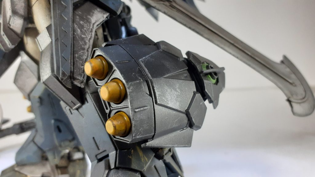 黒部分にはドライブラシ