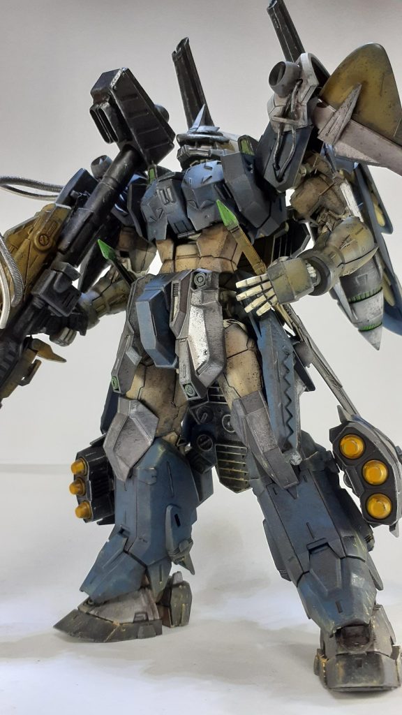 歴戦の戦士が駆る機体として相応しい塗装で仕上げてみました！