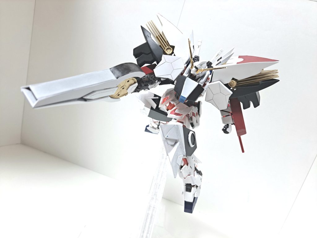ユニコーンガンダム ( アームドアーマーLB装備 )–4枚目/制作者:火鉢