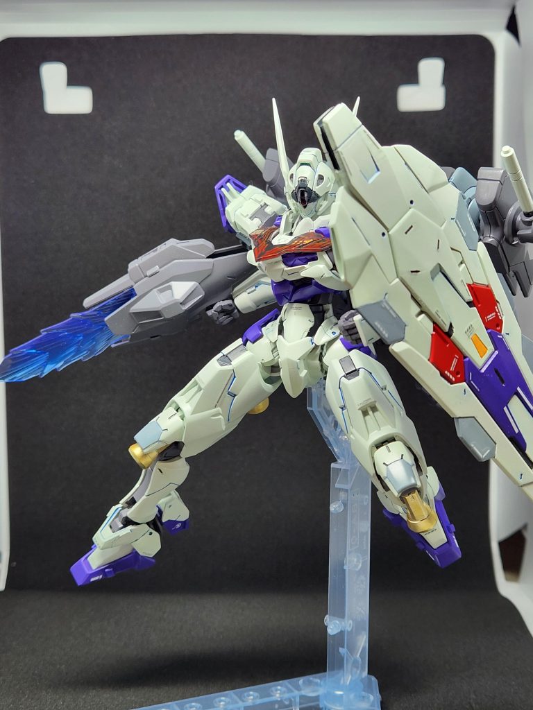 箱絵のポーズとってみました！