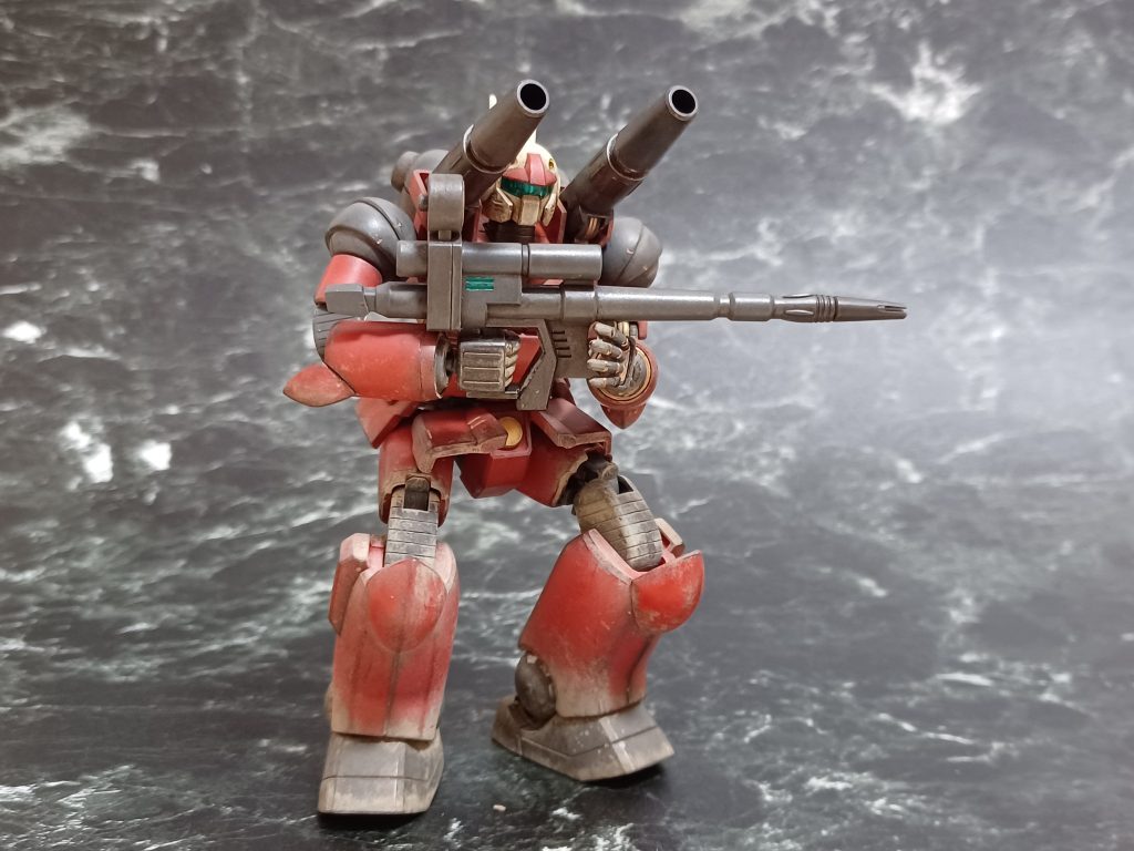 出撃体勢をイメージしたんだけどスキージャンプのように膝をグッと落として飛び出す姿勢は出来なかった💧