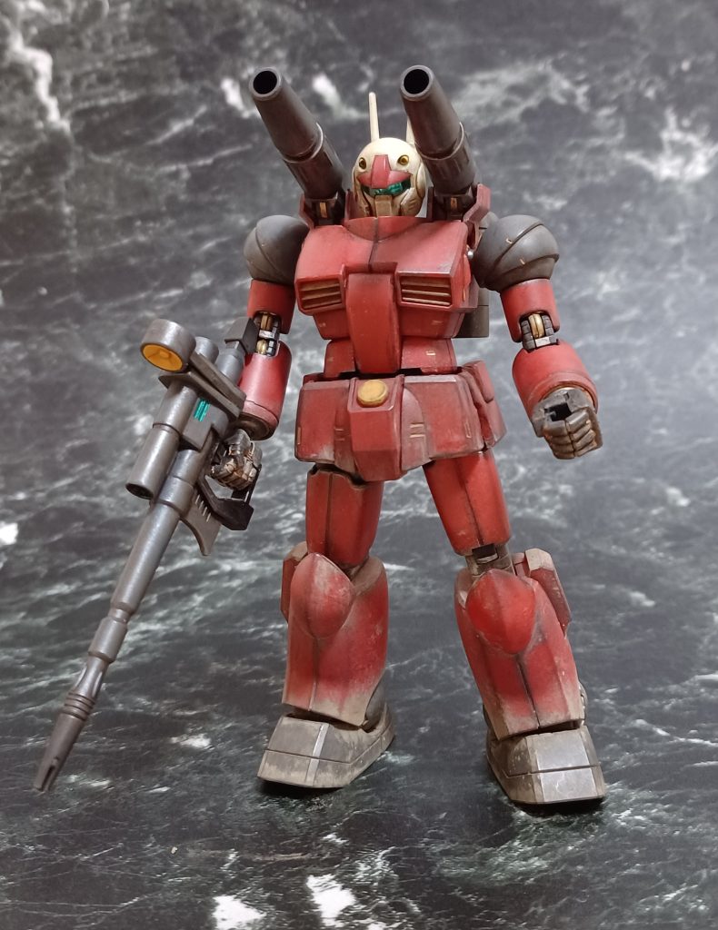 今回は脚部をしっかりと汚そうと思って、幾重にもウェザリングをしてリアルな土汚れを表現できたら良いなと思いながら完成させた。