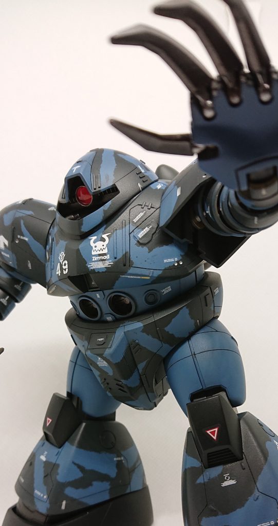 最後までご覧頂きありがとうございました。なんとか納期のゴッグの日に間に合いました。次作からは息子からの提案で統合整備計画の過渡期の機体を表現していきたいです。