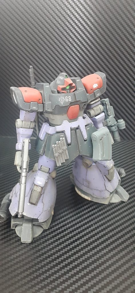 マシンガン装備。