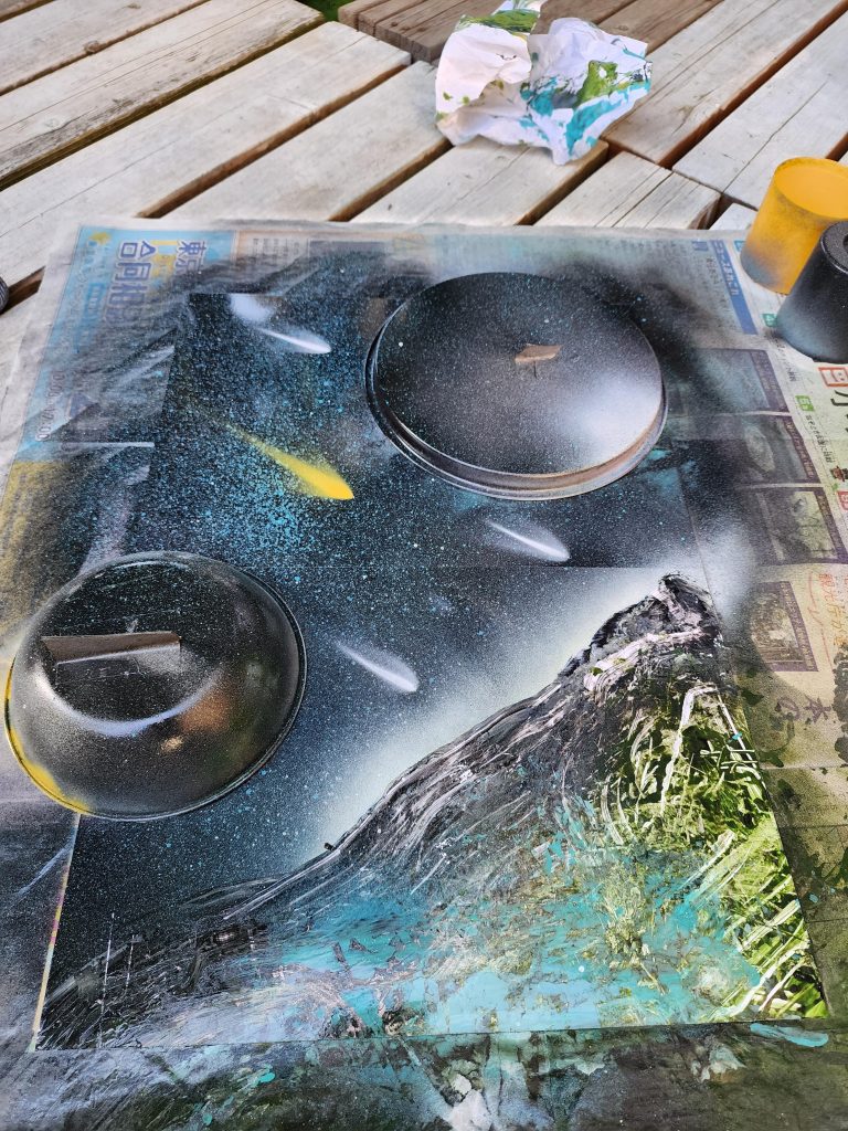 お椀を取るとしたの惑星が現れます。