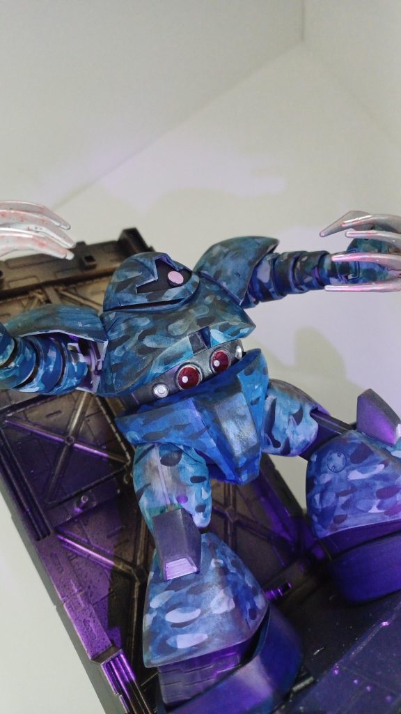 ゴック:迷彩–2枚目/制作者：ｸﾞﾘﾘﾊﾞPT240