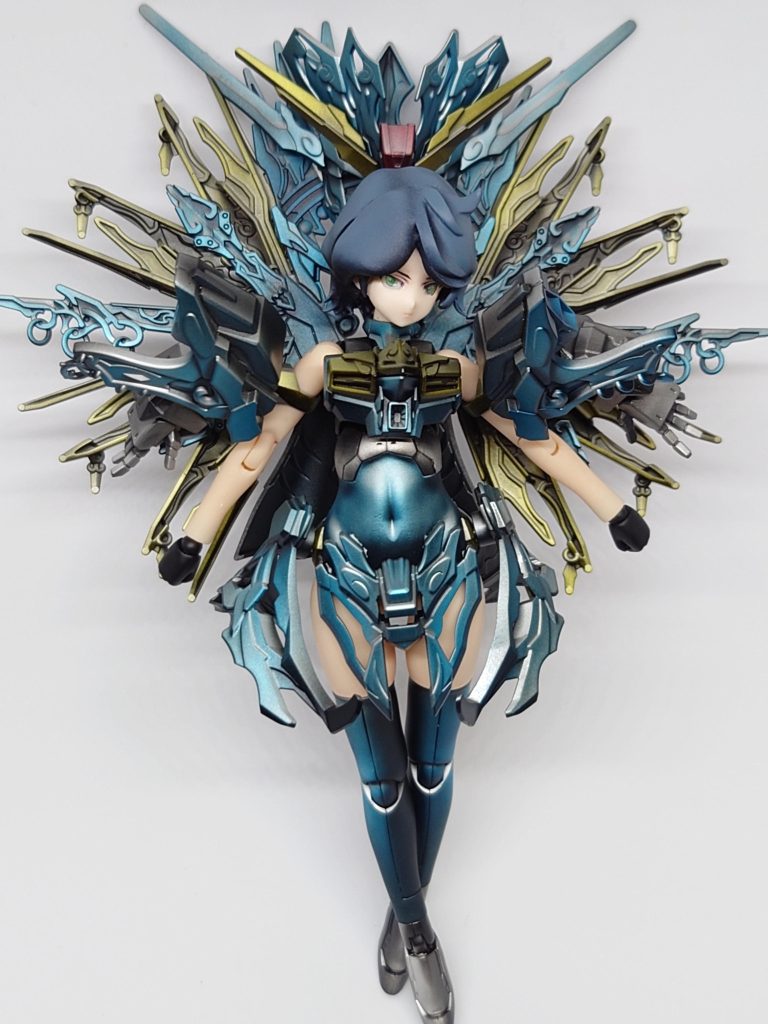 今回もテストケースとして試しに窮奇にはトップコートは吹きかけてません。