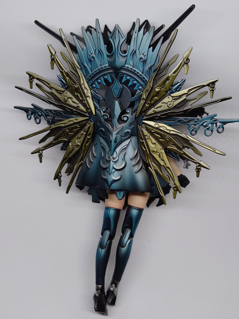 私はどっちかと言うと模型雑誌で模型制作の勉強をせずにGUNSTA内の投稿された作品を見て研究して制作に活かしてます。