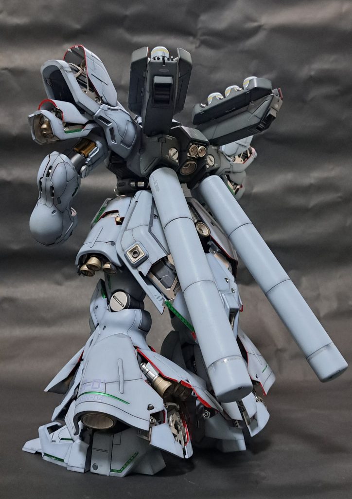 プロペラントタンクを延長バーニアは戦闘機風に塗装しました