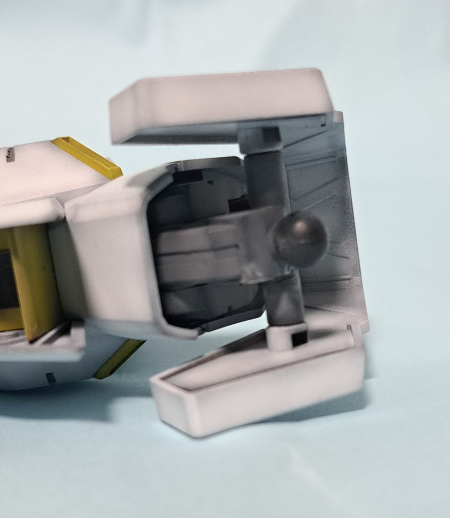 アンクルアーマーは踝に移設しました