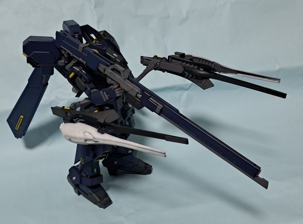 ツインウインチキャノン & ツインミサイルポッド仕様です