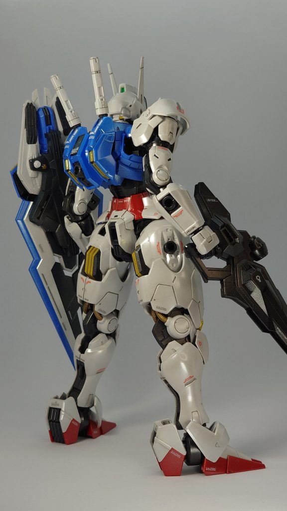 バックビューです。膝裏パイプなどに部分塗装を追加しています。