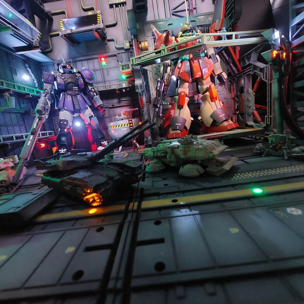 整備兵からの目線カメラ(; ̄Д ̄)?