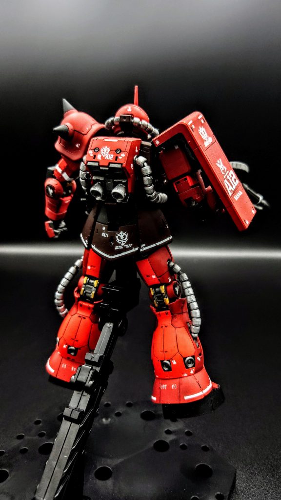 ジョニーライデン機みたいな色になっちゃいました😅動力パイプは好みでシルバーに塗ってます。