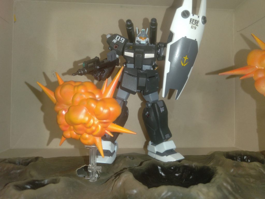Certain angles make it appear it's leg was hit by an explosive round.