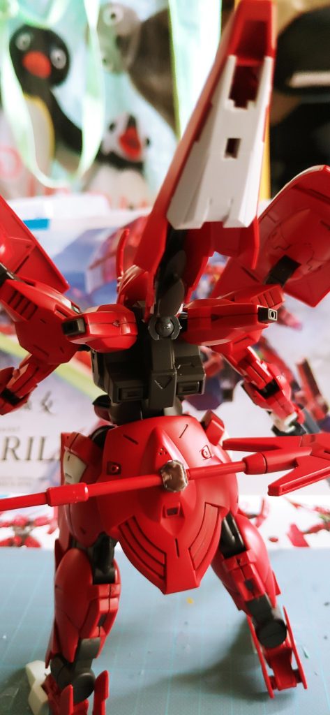 ダリルバルデ MS形態時の背面シールド部分と合わせて高機動感が!色味が恐ろしくマッチしています。これがシンデレラフィットか!!!大したことはせず、墨入れのみです。