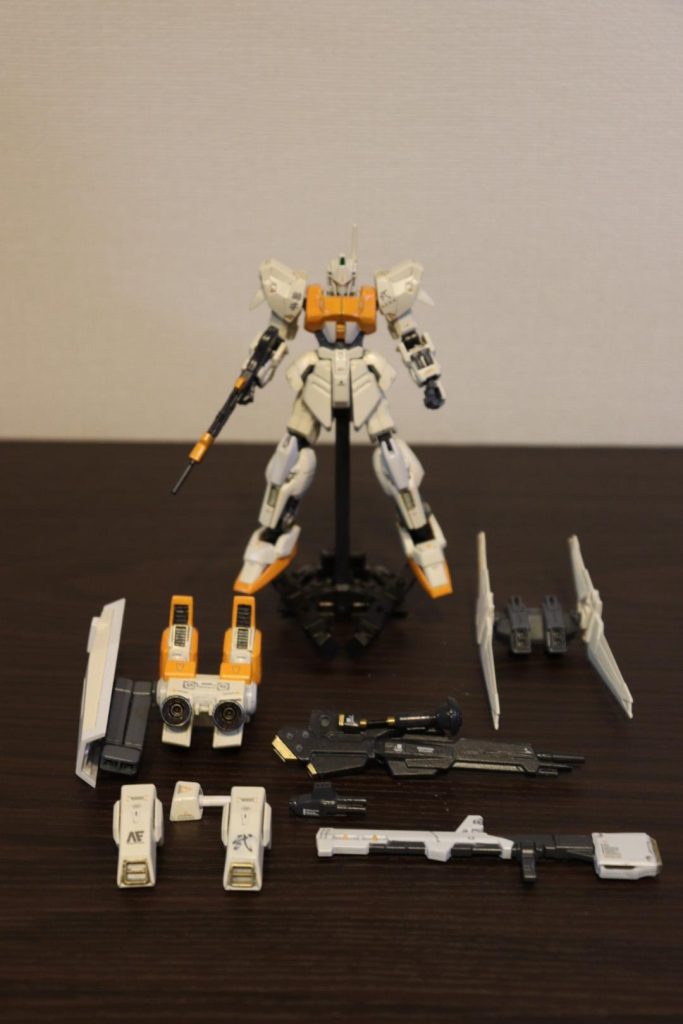 装備一式(ピンボケ)。