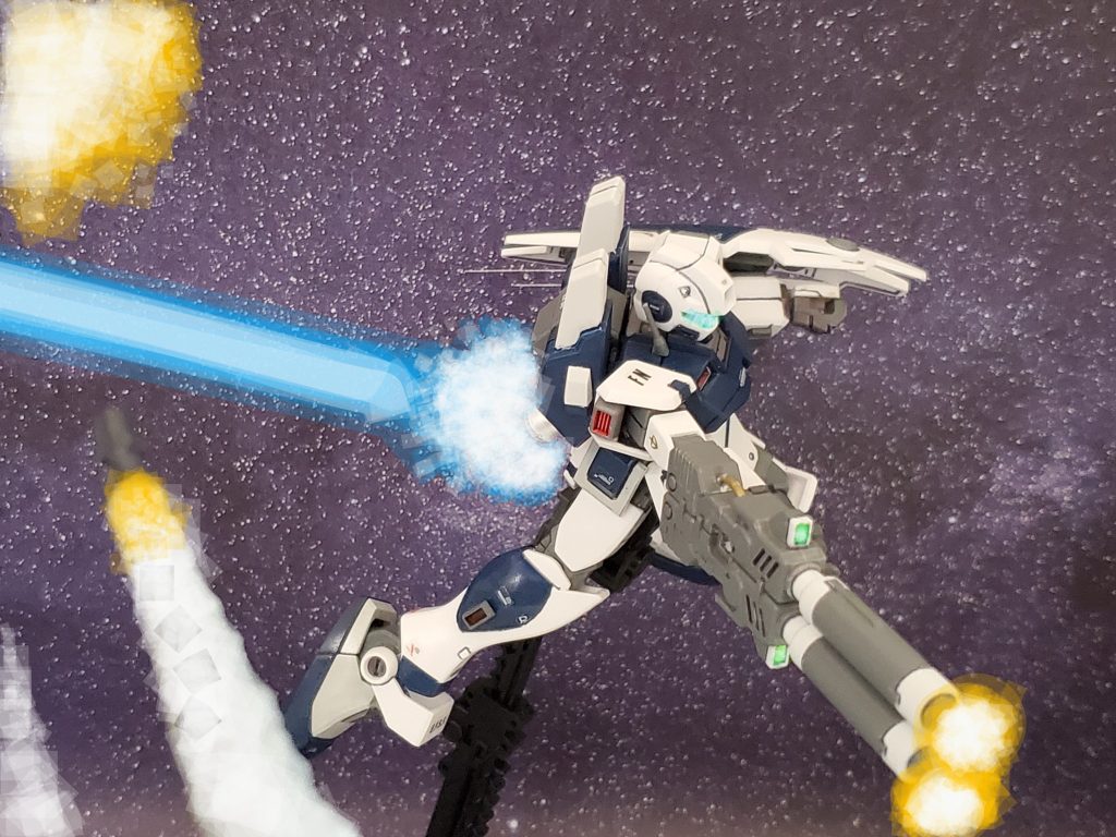 『真紅の稲妻』の波状攻撃を回避しビームキャノンで応戦👊✨恐るべきエースパイロットに立ち向かう😔