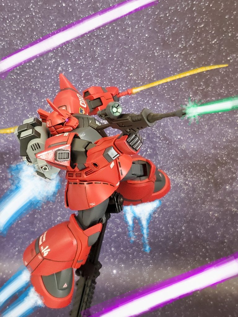 雰囲気が変わった事を察したのか真紅の稲妻が先制で動き出す❗武器をビームライフルに切り替え迫る😱