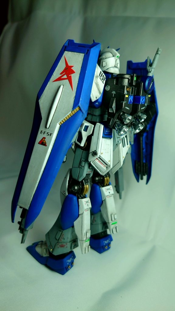 EG RX-93 νガンダム–4枚目/制作者：koikuma