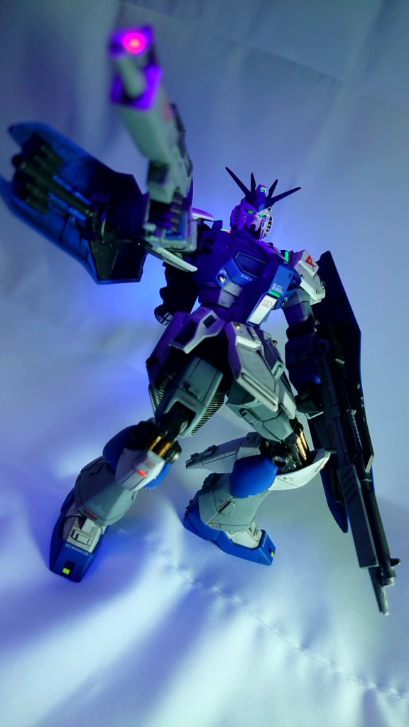 各所のセンサーに蛍光塗料を使ってみました。