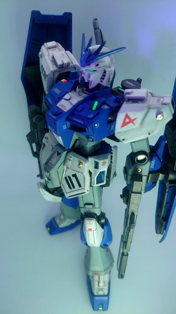 EG RX-93 νガンダム–2枚目/制作者：koikuma