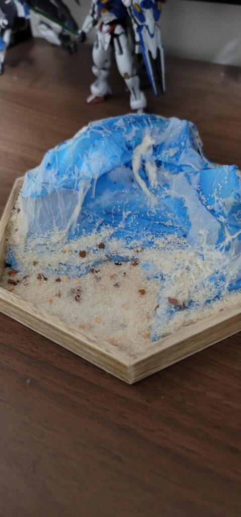 台座は百均の素材のみで完成させてます。(塗料は別ですが^^;)