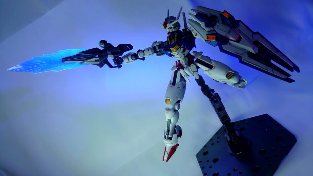 ビームライフルのエフェクトも光ります。